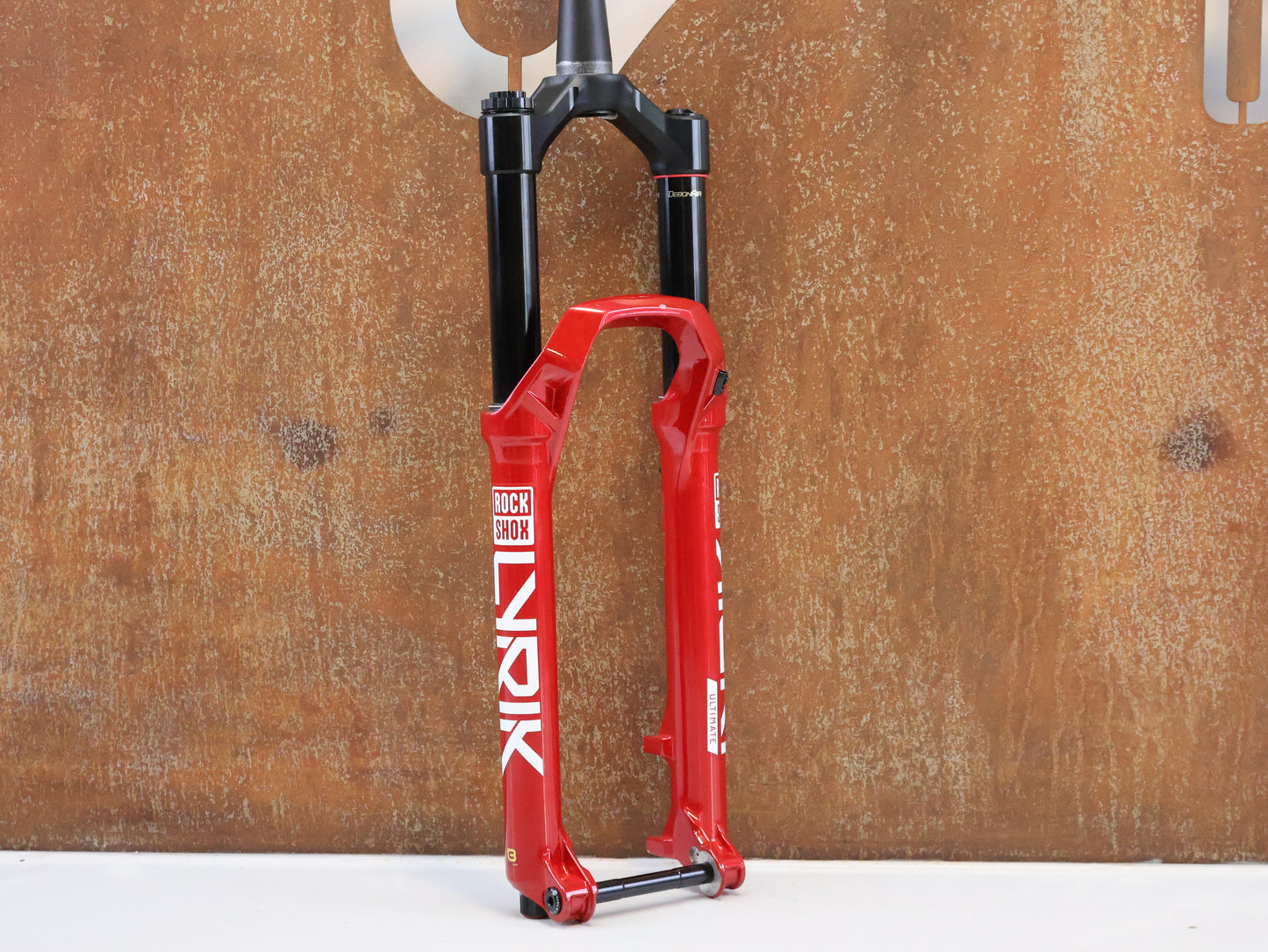 ROCKSHOX LYRIK ULTIMATE 29" FEDERGABEL / 150 MM / CHARGER 3 / BOOST / ELECTRIC RED