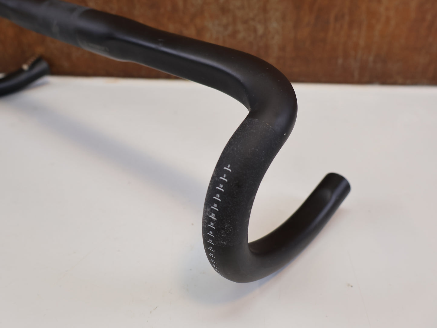 SPECIALIZED S-WORKS SHALLOW BEND CARBON LENKER / 42 CM / 31,8 MM