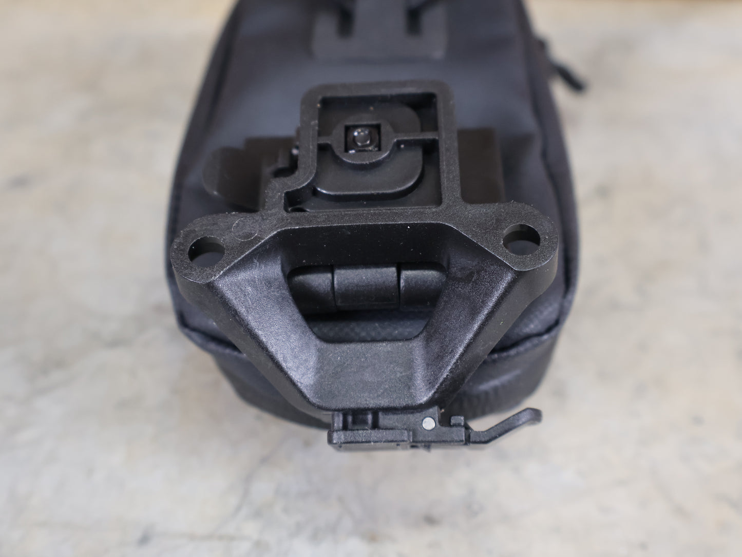 TREK BLENDR SATTELTASCHE – 0,3 LITER / DIREKTMONTAGE / RÜCKLICHT & BLENDR FENDR KOMPATIBEL