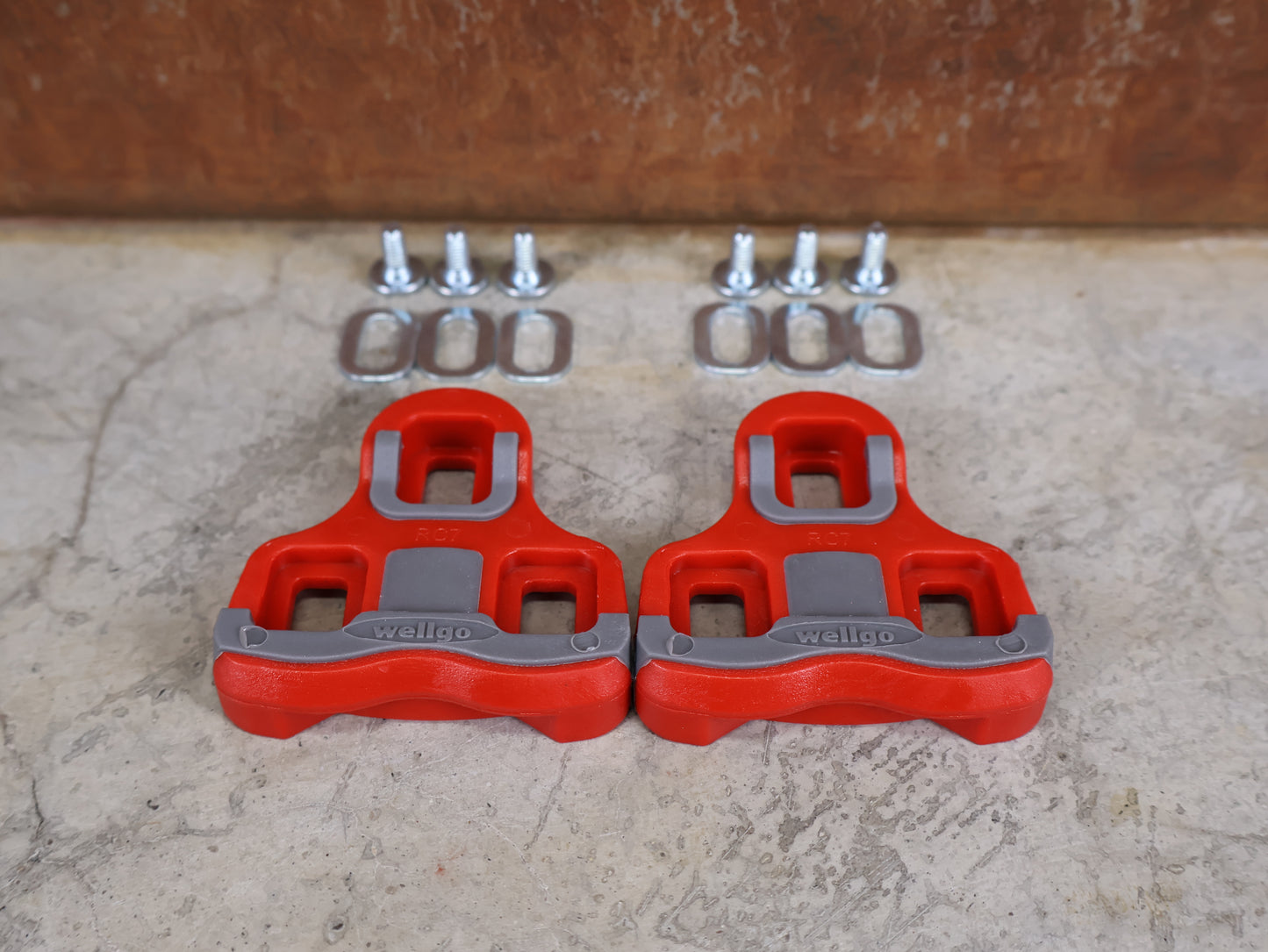 BONTRAGER 6° CLEATSET / KÉO® COMPATIBLE – 3-SCREW PEDAL PLATES – RED 