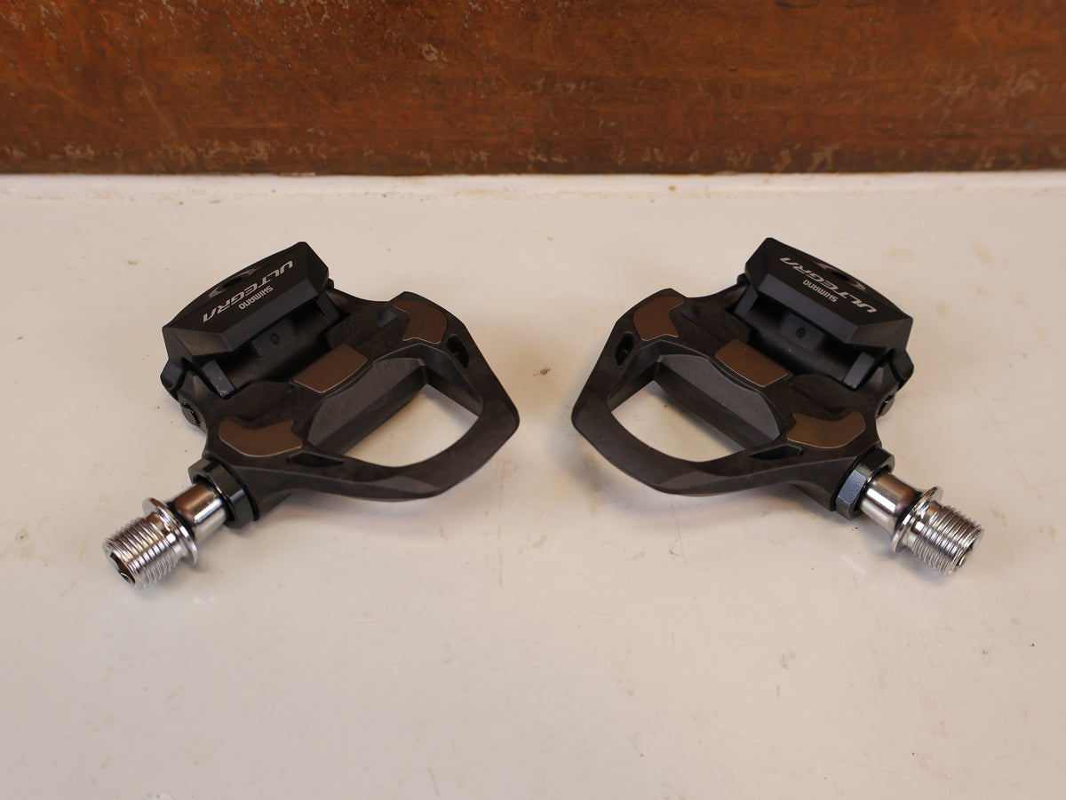 Shimano Ultegra PD-R8000 Carbon SPD-SL Pedals incl. Cleats