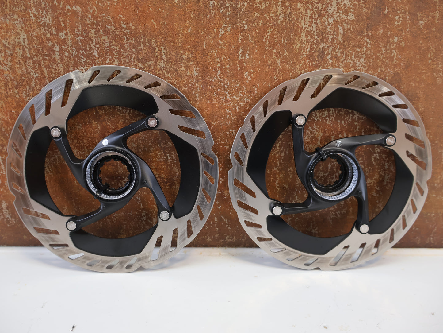 SHIMANO DURA-ACE BREMSSCHEIBEN-SET RT-CL900 / 2 STÜCK / 160 MM / CENTER LOCK