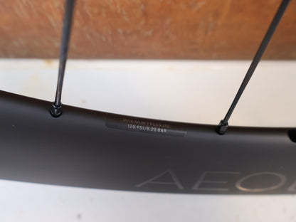 Bontrager Aeolus Pro 51 TLR Disc Carbon Laufradsatz HG