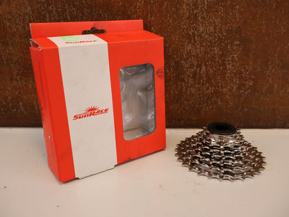 SUNRACE KASSETTE CSR86 8-FACH / 11-28 ZÄHNE / HG FREILAUF / SILBER
