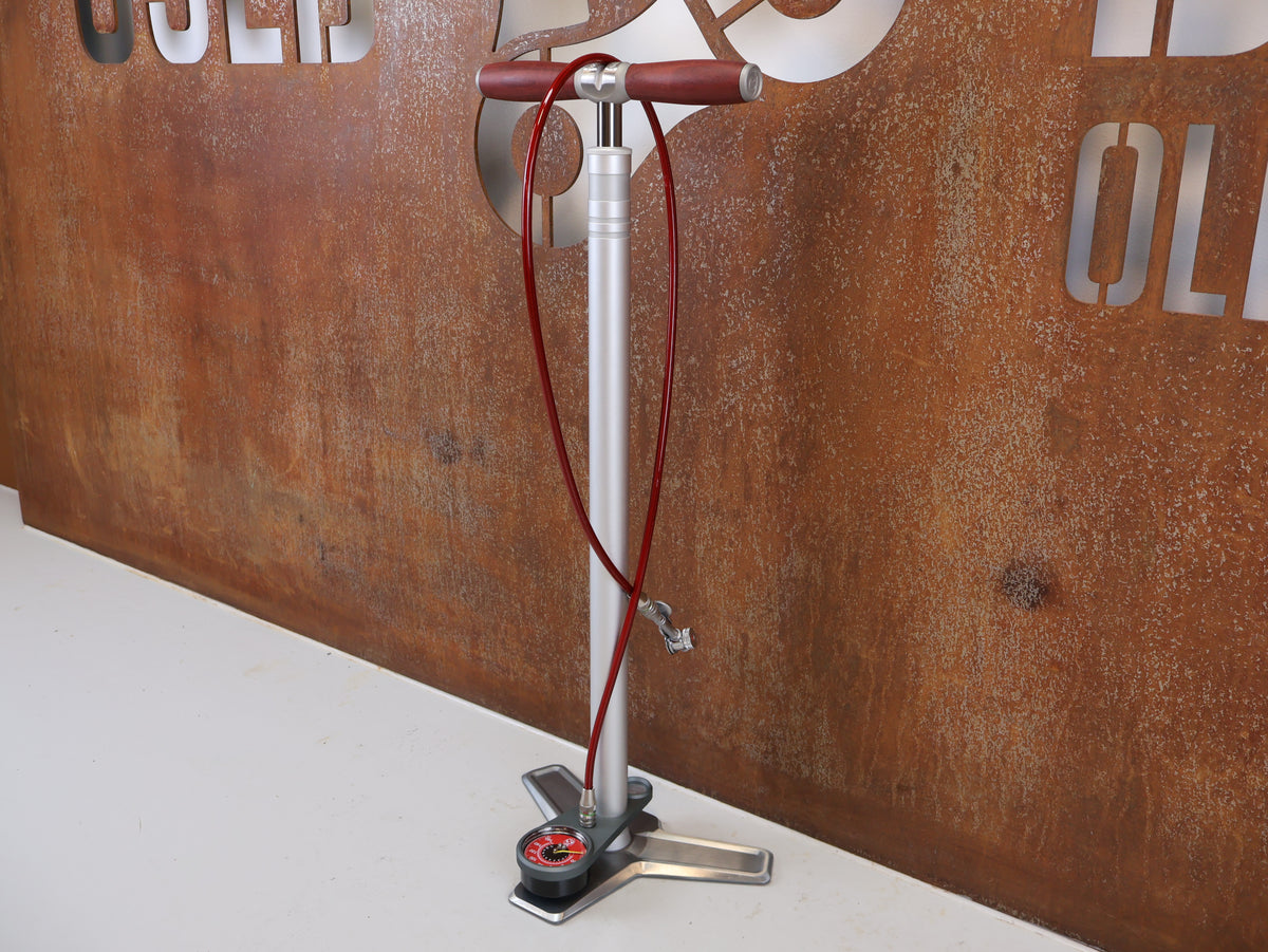 SILCA SuperPista Ultimate Standpumpe 11 bar Edelstahl / Holz