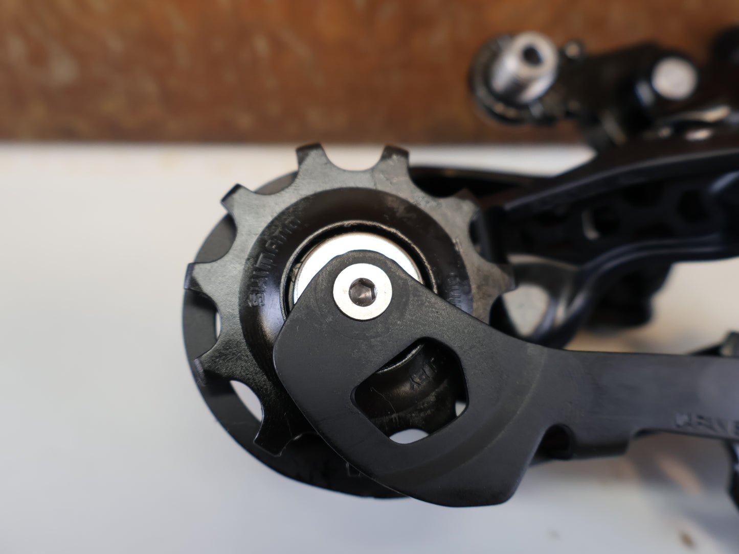 SHIMANO 105 SCHALTWERK RD-R7000-SS / 2X11-FACH / KURZ BIS 30Z / SCHWARZ
