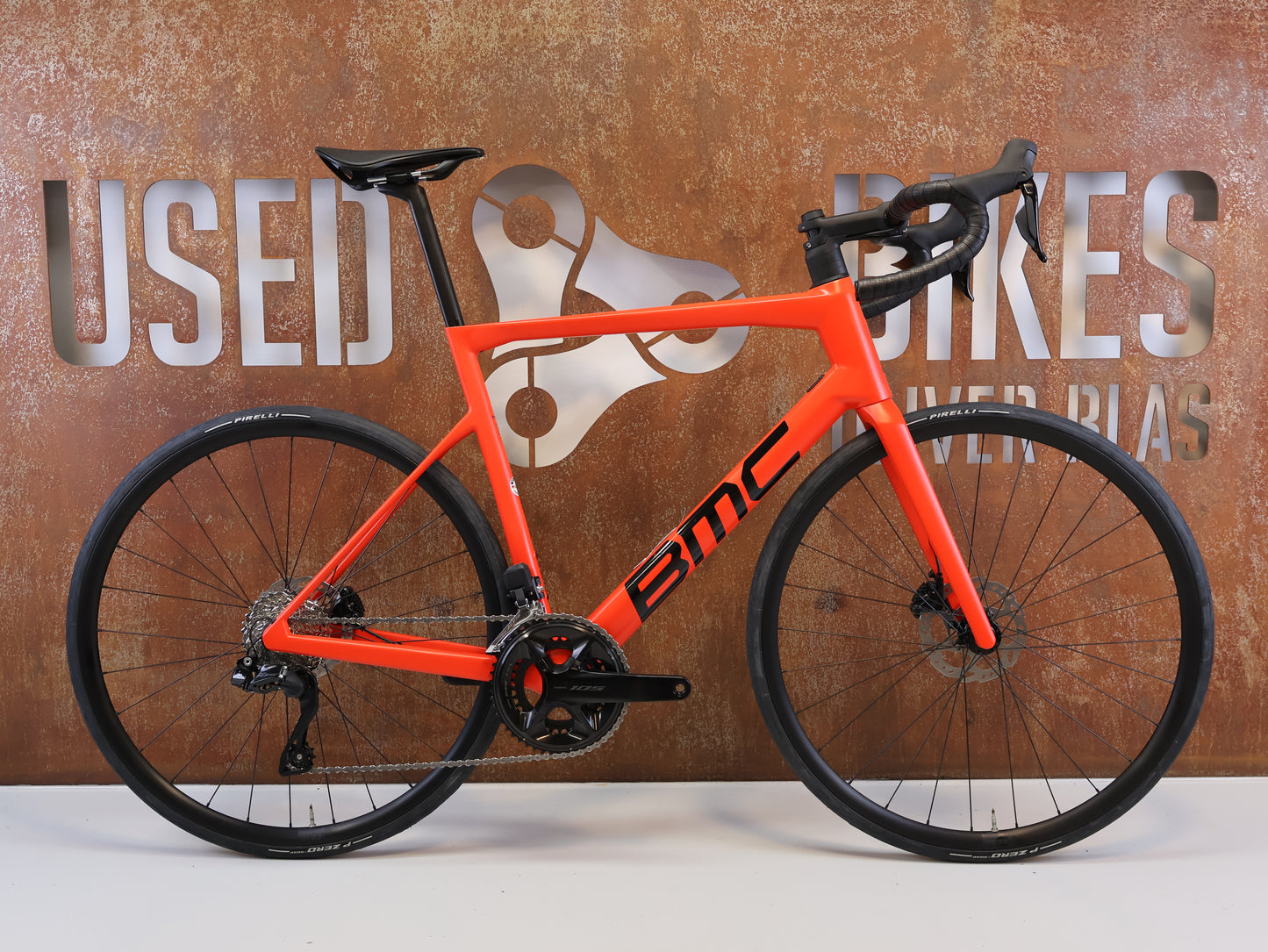 BMC TEAMMACHINE SLR THREE / 8.46 KG / SHIMANO 105 DI2 / 58CM