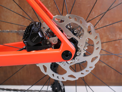BMC TEAMMACHINE SLR THREE / 8.46 KG / SHIMANO 105 DI2 / 58CM