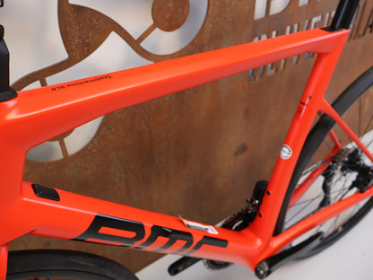 BMC TEAMMACHINE SLR THREE / 8.46 KG / SHIMANO 105 DI2 / 58CM