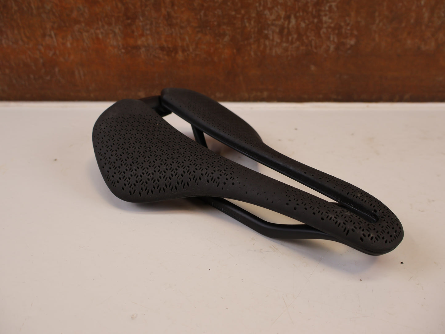 TREK AEOLUS RSL AIRLOOM CARBON 3D SATTEL 155 MM