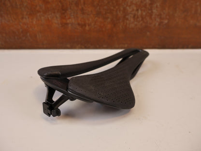 TREK AEOLUS RSL AIRLOOM CARBON 3D SATTEL 155 MM