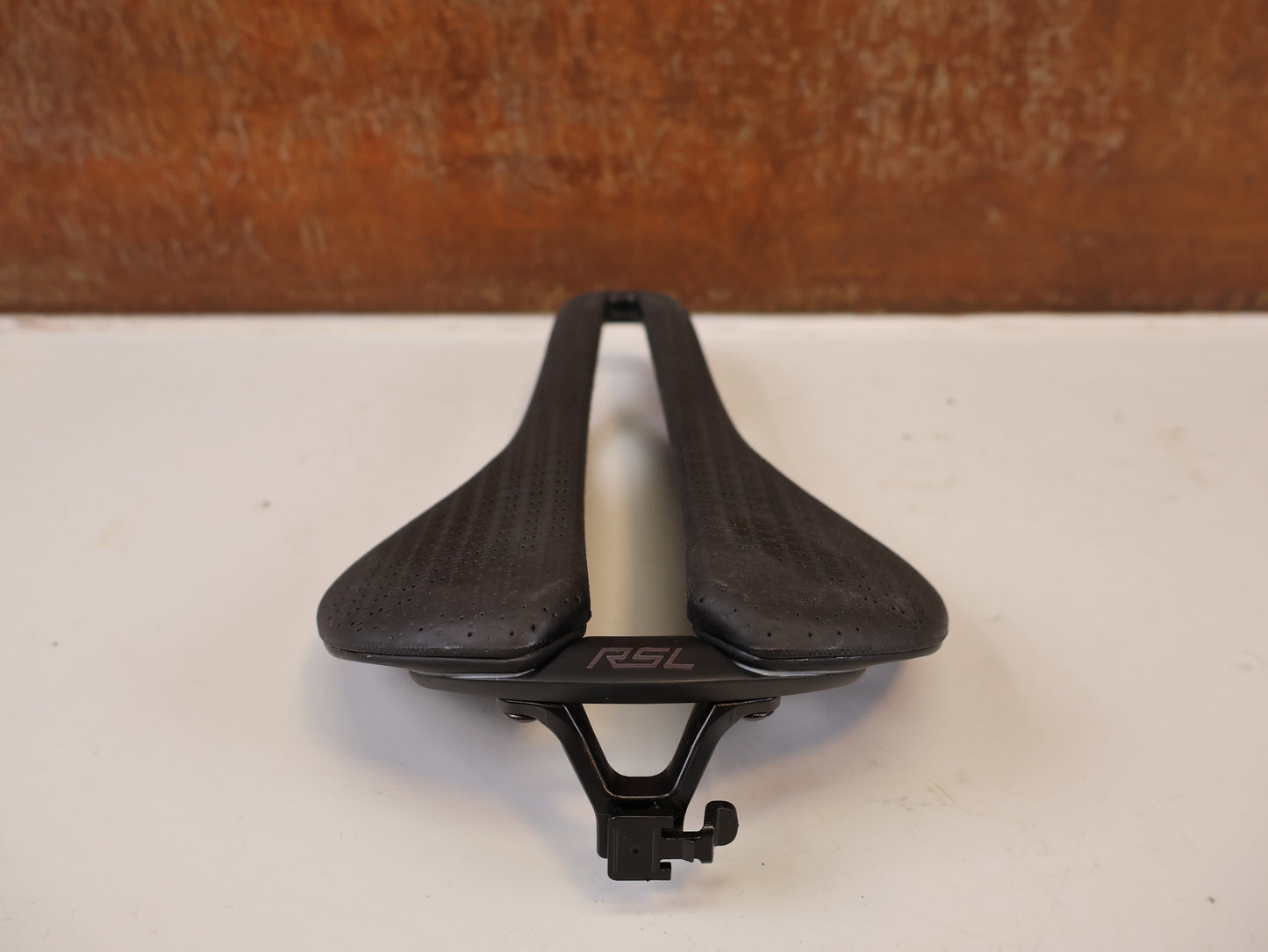 TREK AEOLUS RSL AIRLOOM CARBON 3D SATTEL 155 MM
