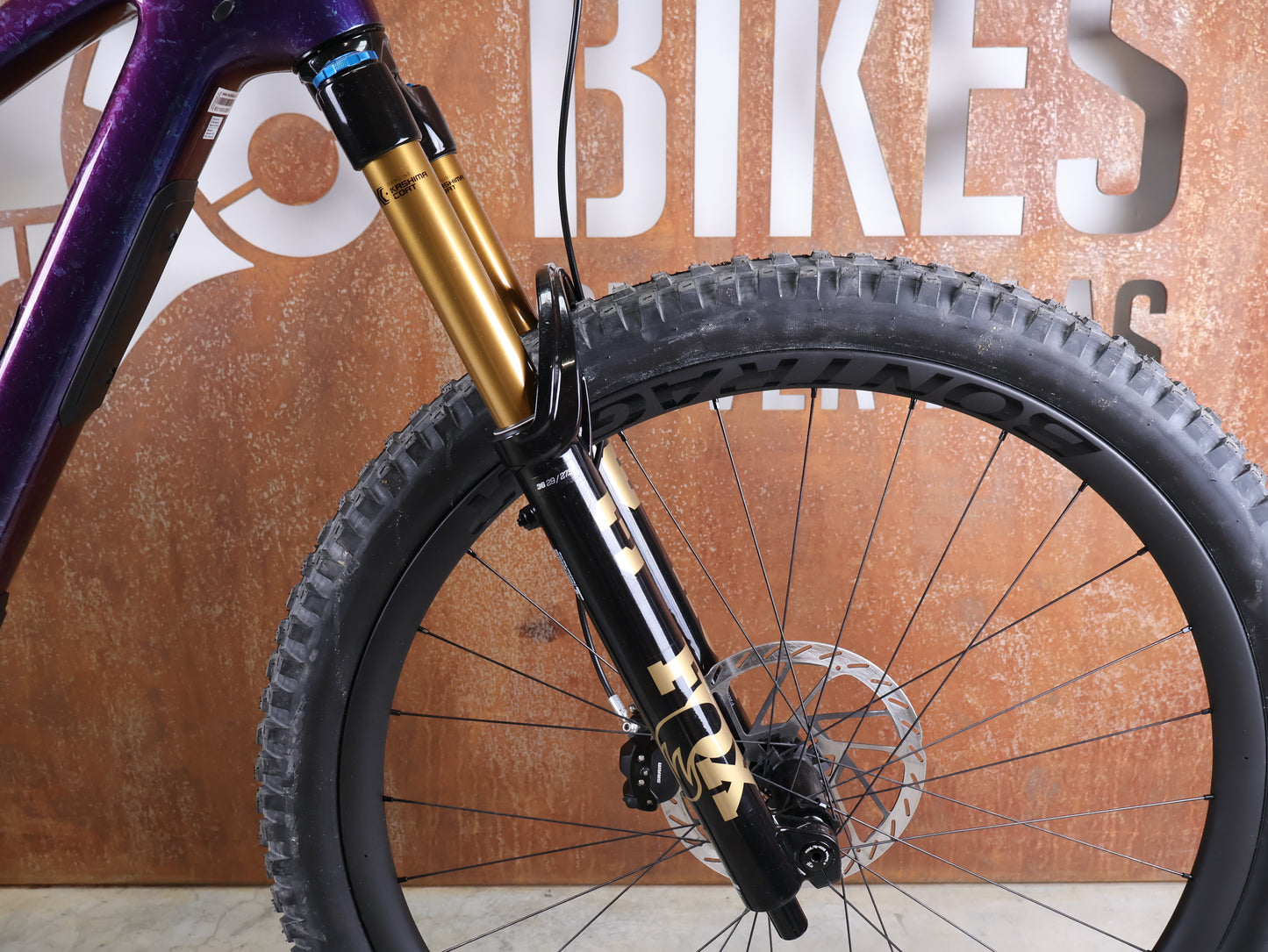 TREK FUEL MX 9.9 x0 AXS GEN 7 – PURPLE PHAZE / AMETHYST MARBLE / M
