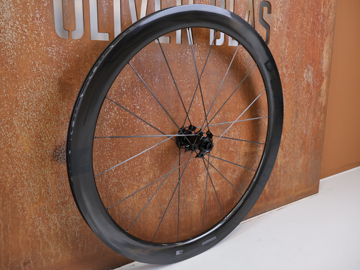 Black Inc 48 58 Carbon Aero Laufradsatz Shimano HG Ceramic