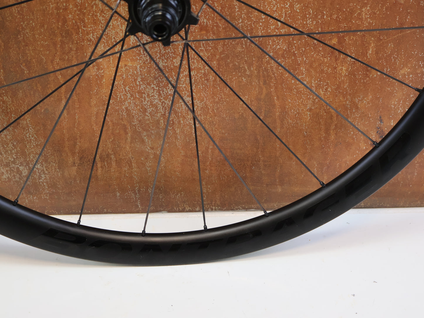 BONTRAGER AEOLUS PRO 3V CARBON LAUFRADSATZ / 25 MM INNENWEITE / RAPID DRIVE 108 / XDR