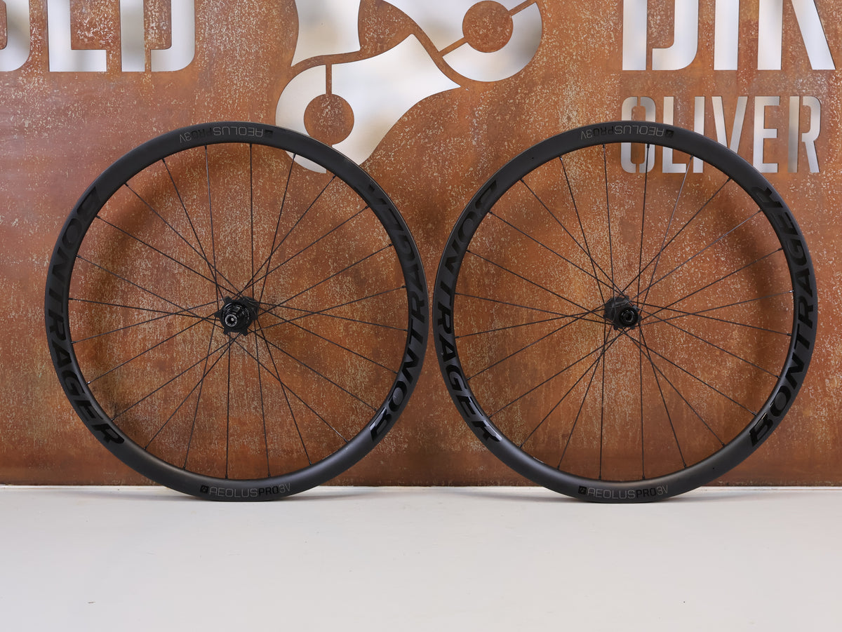Bontrager Aeolus Pro 3V Carbon Laufradsatz 25mm XDR 1603g