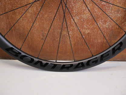 Bontrager Aeolus Pro 3V Carbon Laufradsatz 25mm XDR 1603g