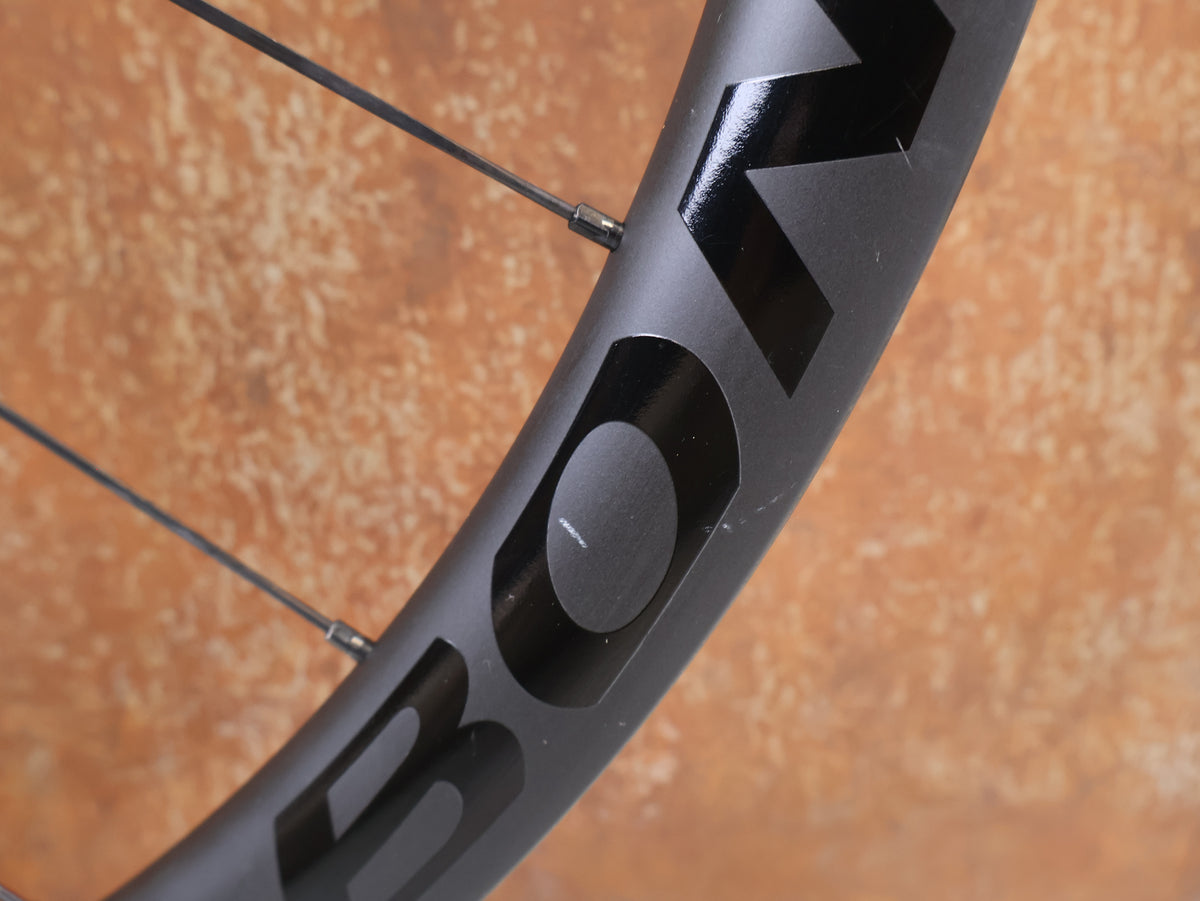 Bontrager Aeolus Pro 3V Carbon Laufradsatz 25mm XDR 1603g