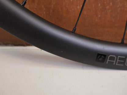 Bontrager Aeolus Pro 3V Carbon Laufradsatz 25mm XDR 1603g