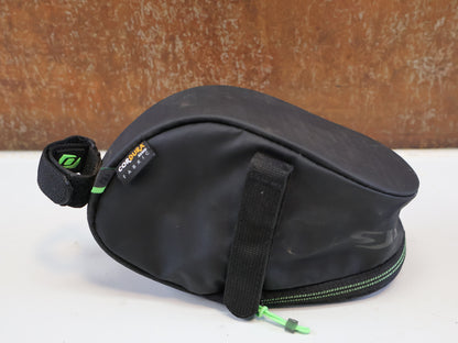 SYNCROS HIVOL 800 SATTELTASCHE / SCHWARZ / 0.8L / CORDURA / TREKKING & MTB