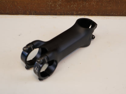 BONTRAGER PRO BLENDR VORBAU / 100 MM / 7° WINKEL / 31,8 MM LENKER