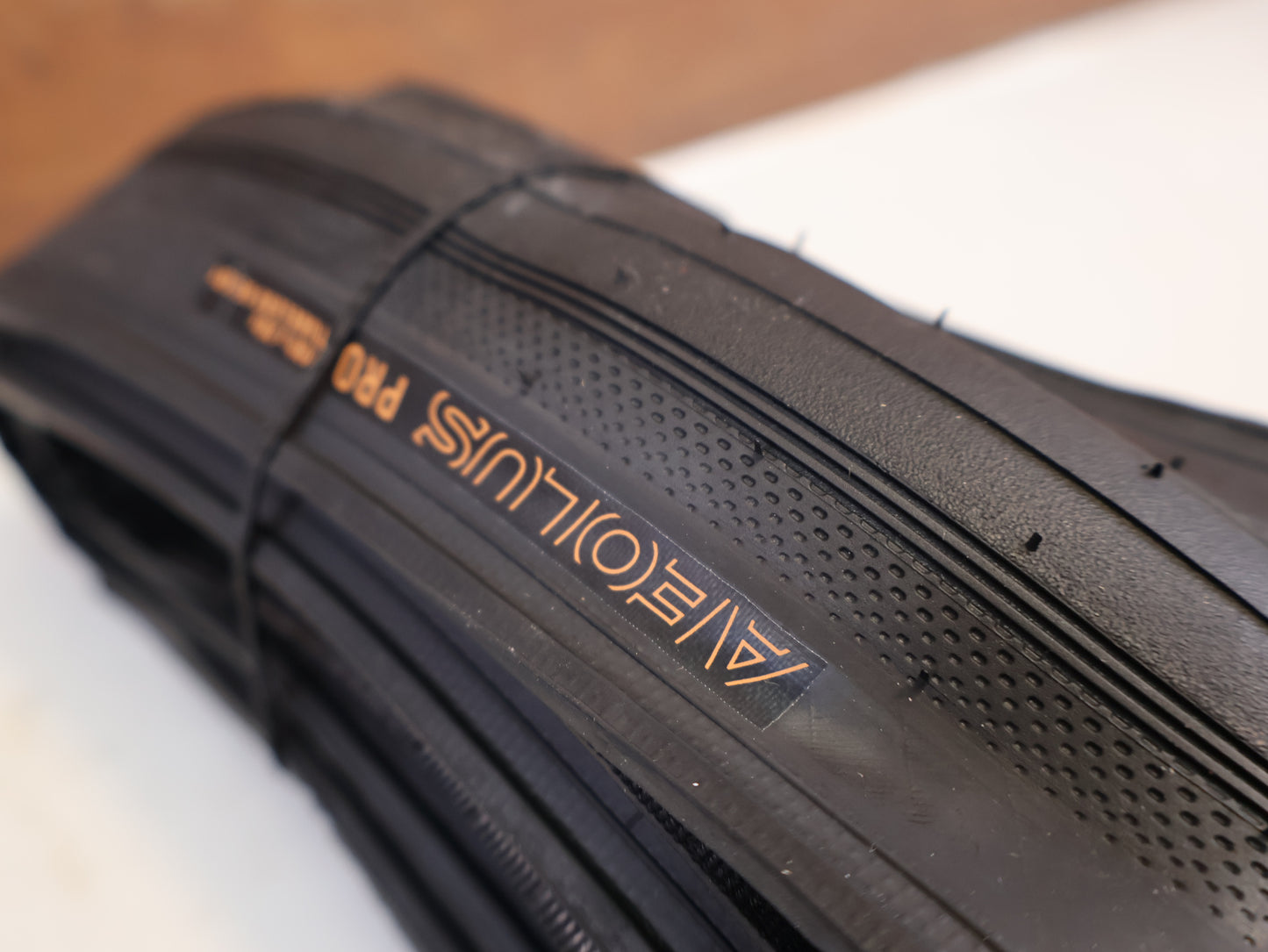 BONTRAGER AEOLUS PRO TLR REIFEN 700C X 30MM BLACK