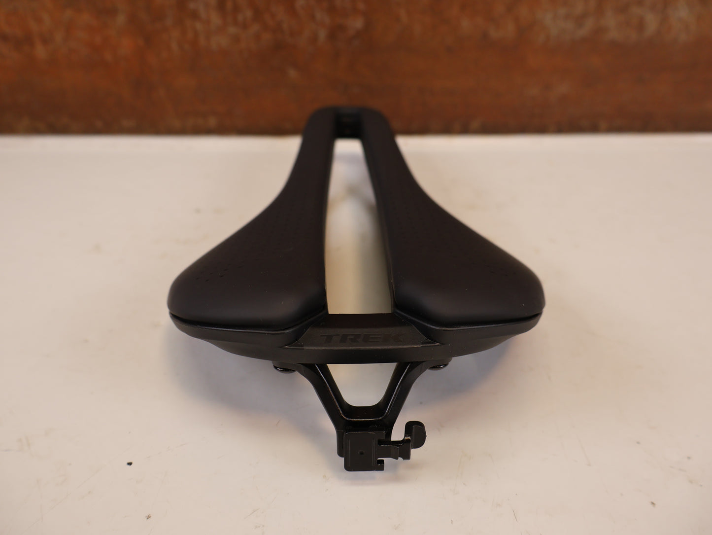 TREK AEOLUS ELITE RENNRADSATTEL 145 MM SCHWARZ 5337811