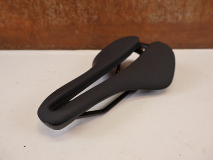 TREK AEOLUS ELITE RENNRADSATTEL 145 MM SCHWARZ 5337811