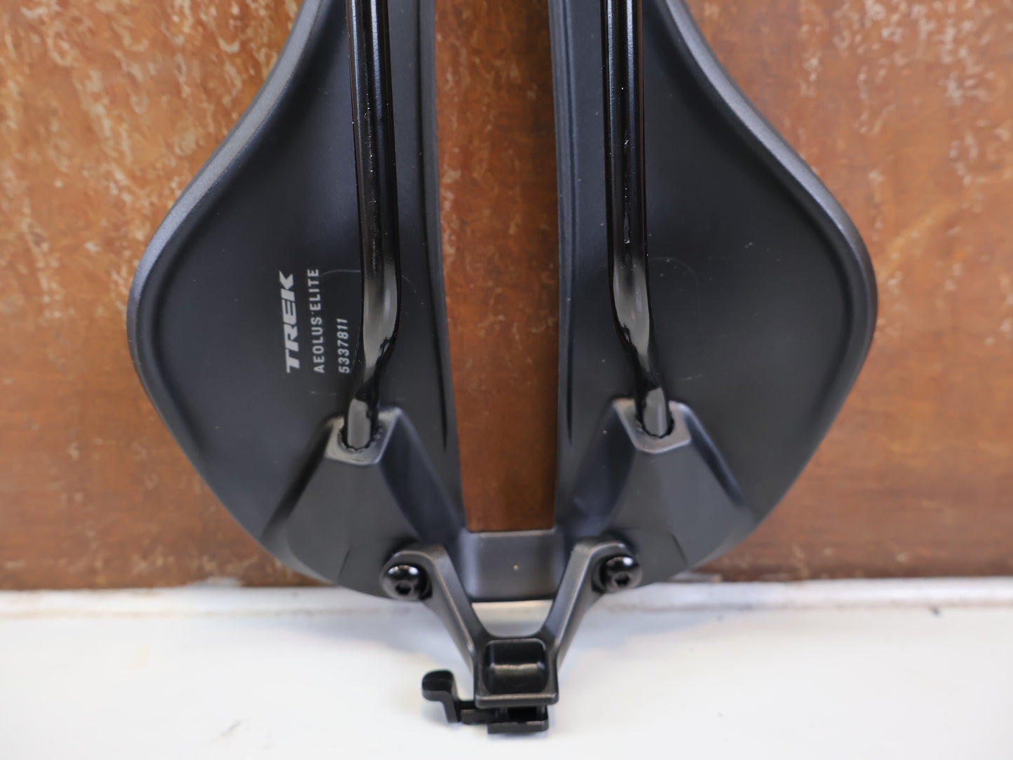 TREK AEOLUS ELITE RENNRADSATTEL 145 MM SCHWARZ 5337811