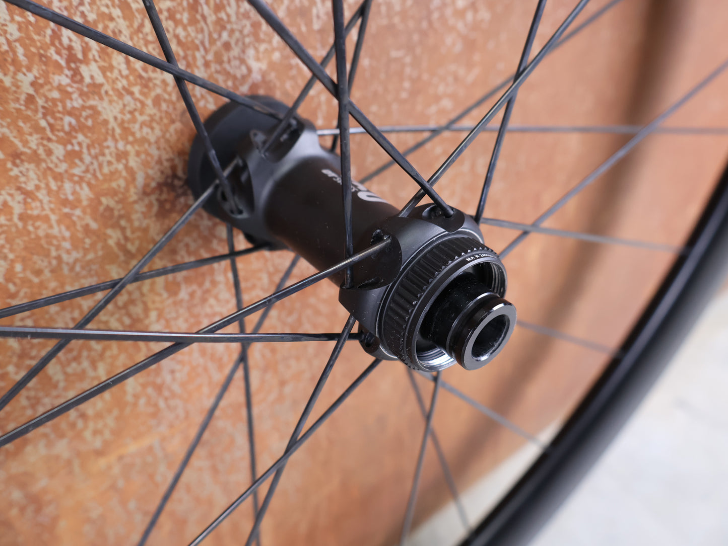 DT SWISS ERC 1600 DB 45 WHEELSET – CARBON / DISC / SHIMANO ROAD