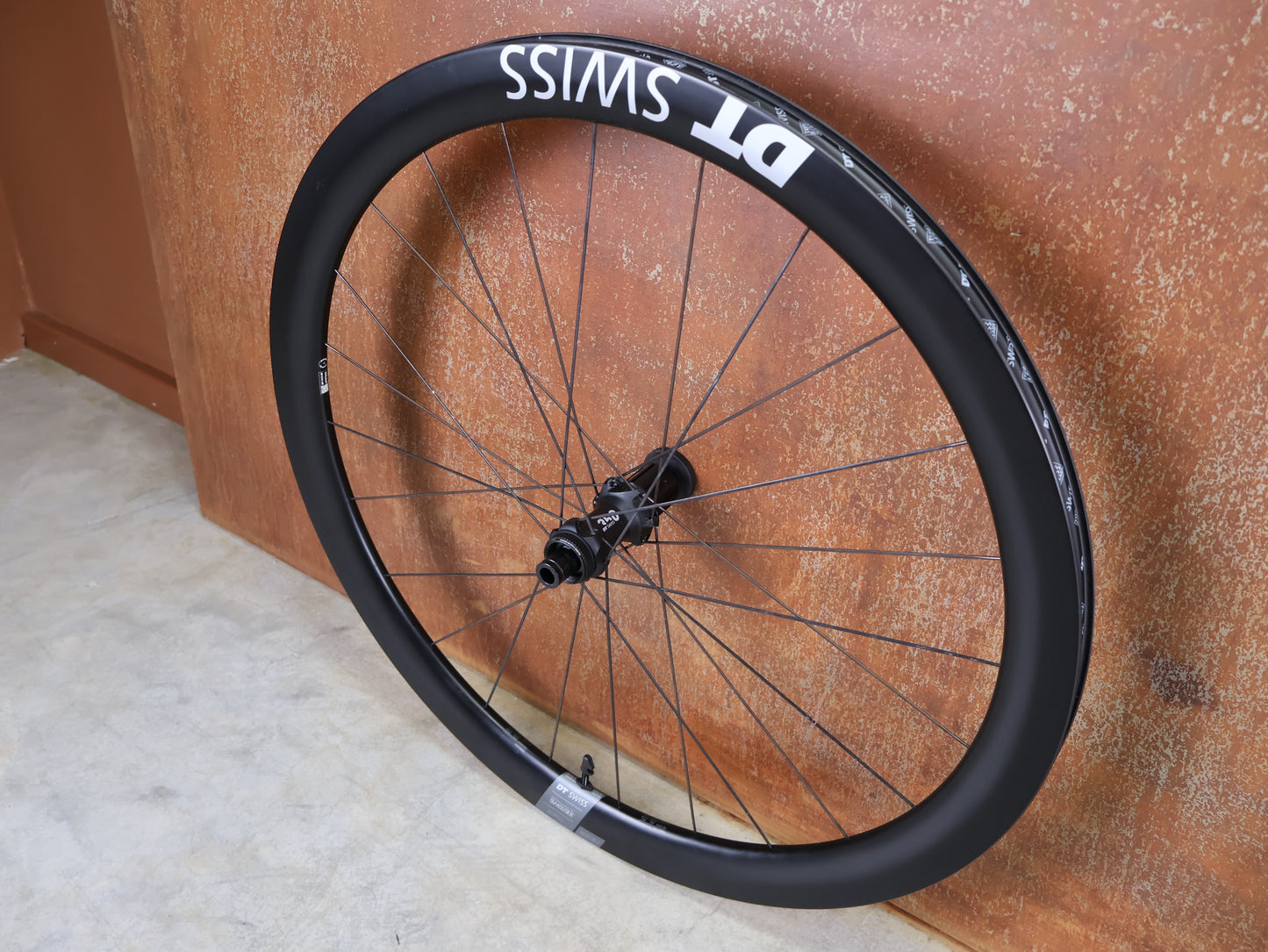DT SWISS ERC 1600 DB 45 WHEELSET – CARBON / DISC / SHIMANO ROAD