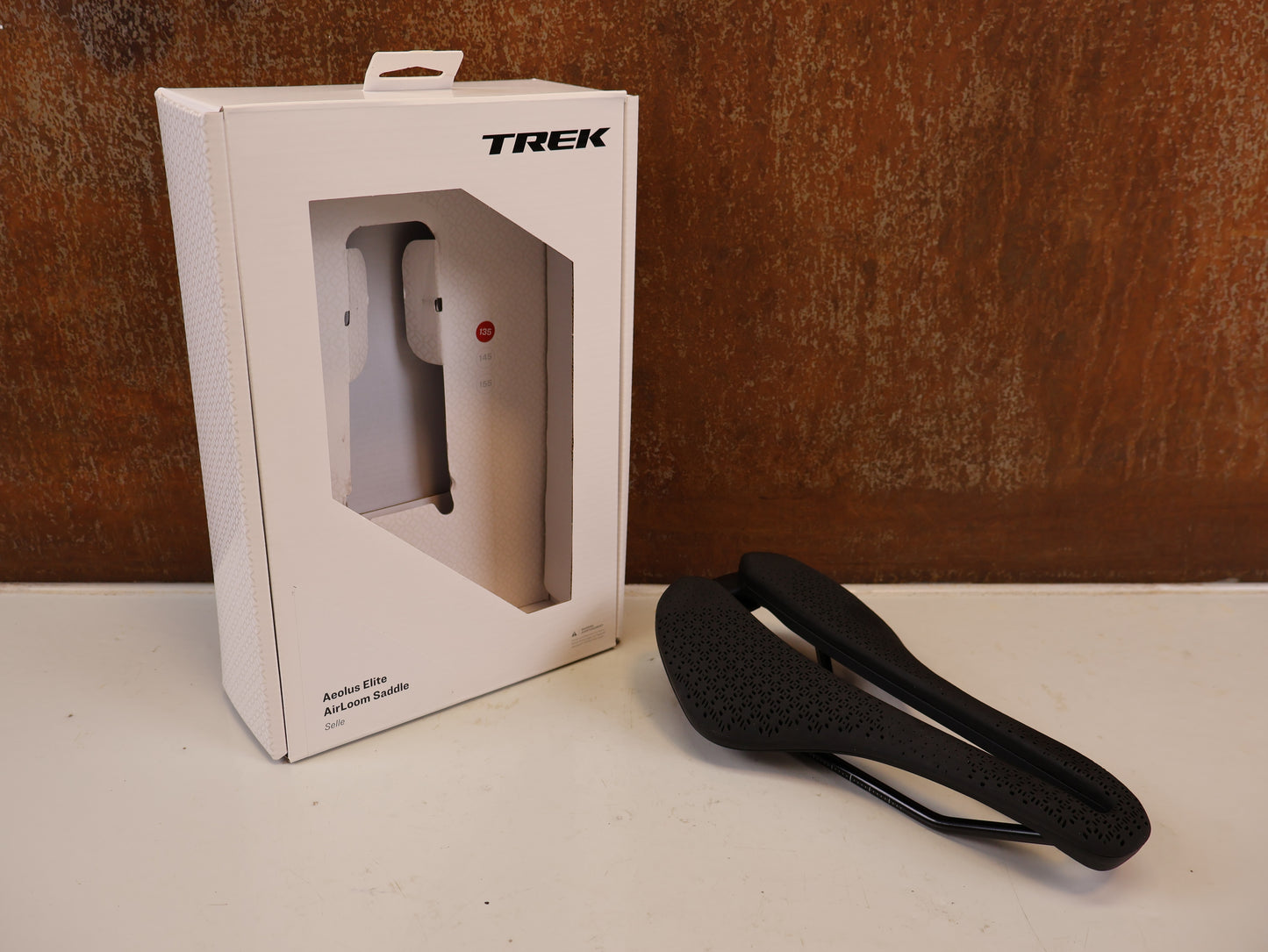 TREK AEOLUS ELITE AIRLOOM 3D SATTEL 135 MM