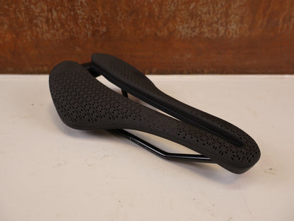 TREK AEOLUS ELITE AIRLOOM 3D SATTEL 135 MM