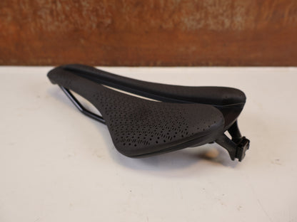 TREK AEOLUS ELITE AIRLOOM 3D SATTEL 135 MM