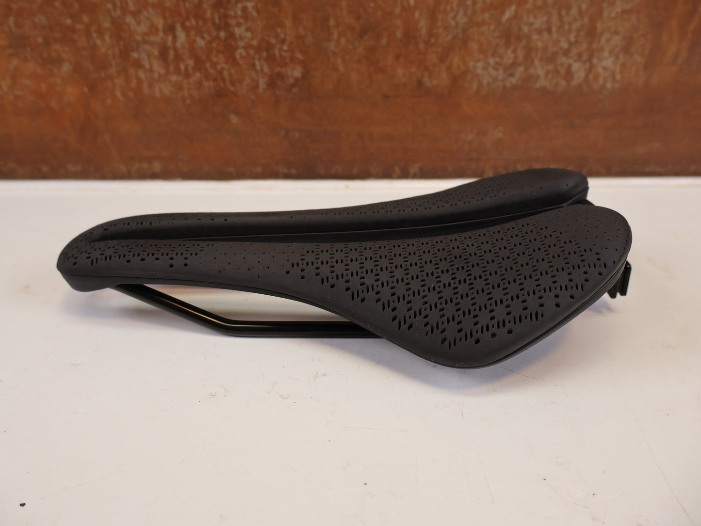 TREK AEOLUS ELITE AIRLOOM 3D SATTEL 135 MM