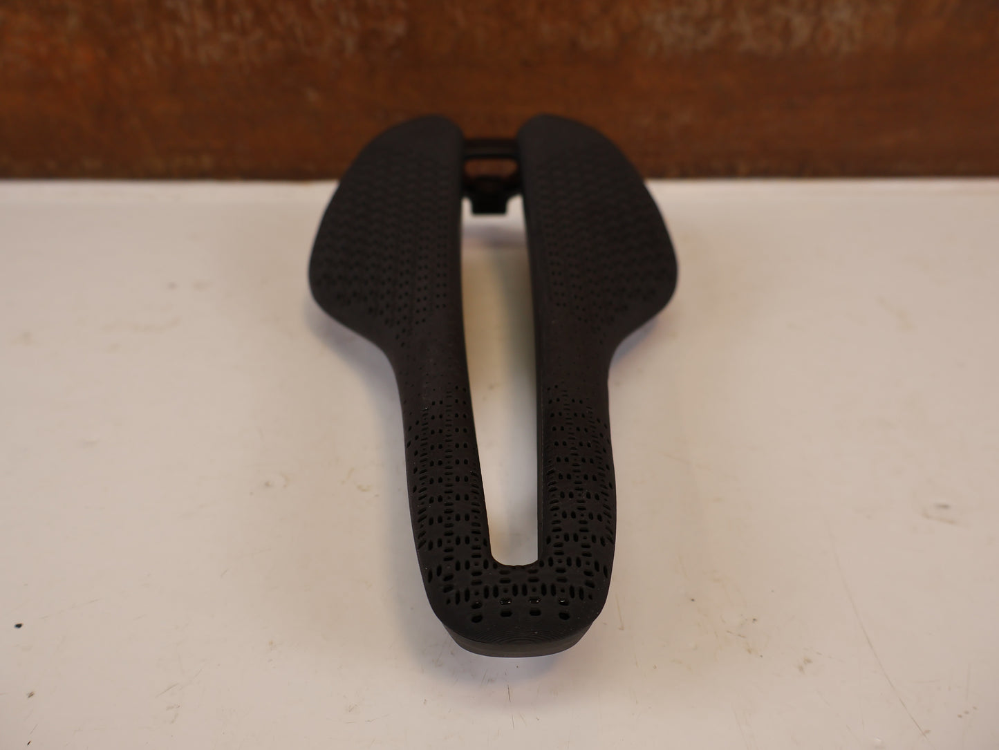 TREK AEOLUS ELITE AIRLOOM 3D SATTEL 135 MM