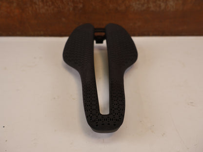 TREK AEOLUS ELITE AIRLOOM 3D SATTEL 135 MM