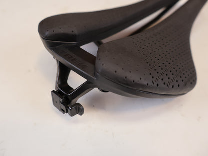 TREK AEOLUS ELITE AIRLOOM 3D SATTEL 135 MM