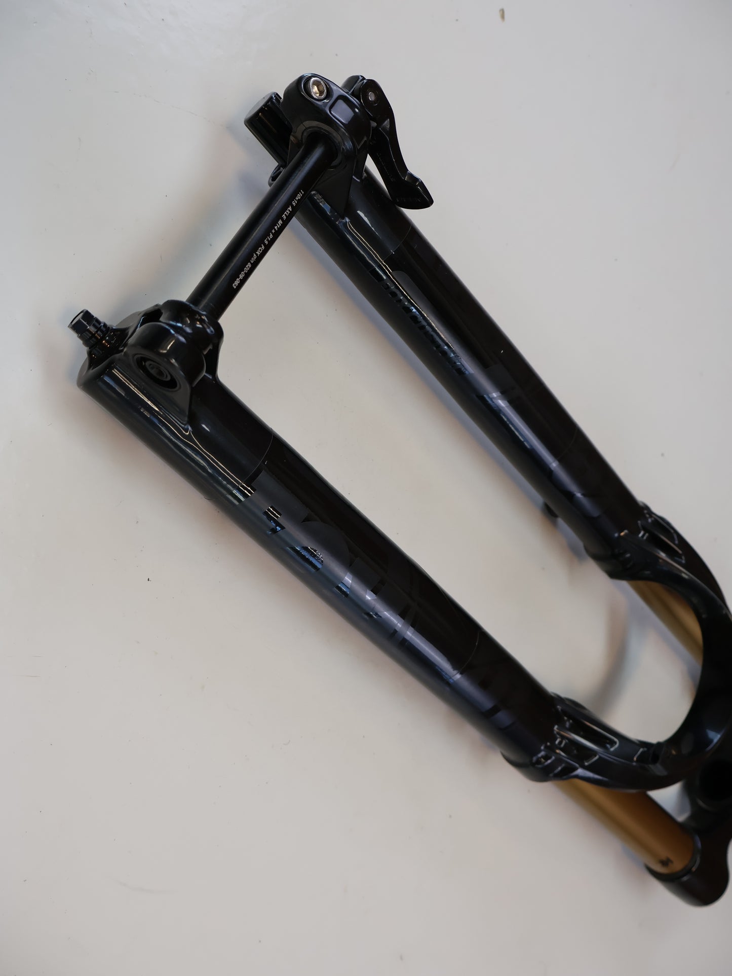 FOX 36 FLOAT GRIP2 FACTORY / MTB FEDERGABEL / 29 ZOLL / 140 MM / KASHIMA