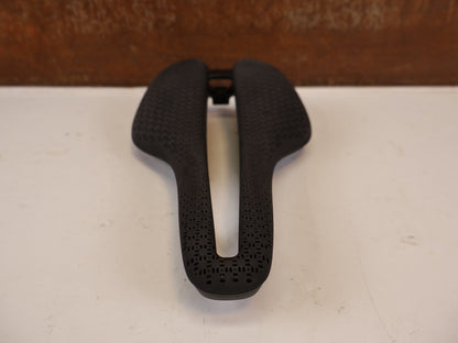 TREK AEOLUS ELITE AIRLOOM SATTEL 3D DRUCK 145 MM