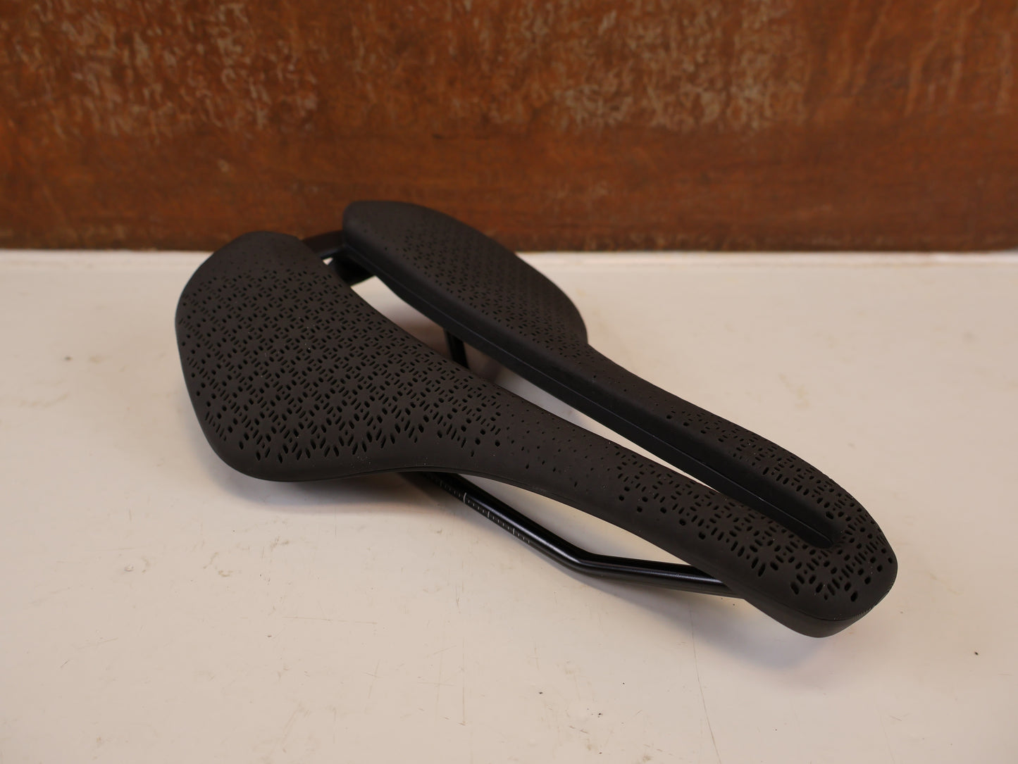 TREK AEOLUS ELITE AIRLOOM 3D SATTEL 155 MM