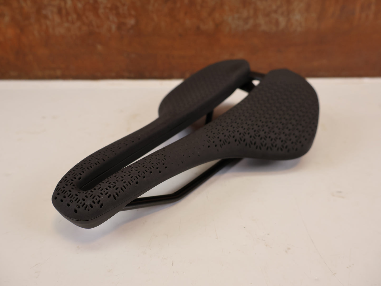 TREK AEOLUS ELITE AIRLOOM 3D SATTEL 155 MM