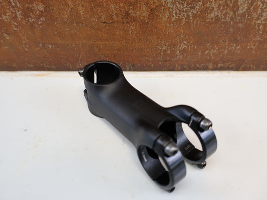 BONTRAGER PRO BLENDR VORBAU / 90 MM / 7° WINKEL / 31,8 MM LENKER