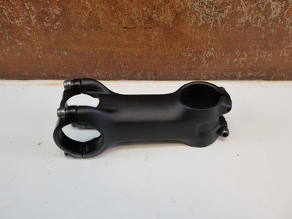BONTRAGER PRO BLENDR VORBAU / 90 MM / 7° WINKEL / 31,8 MM LENKER