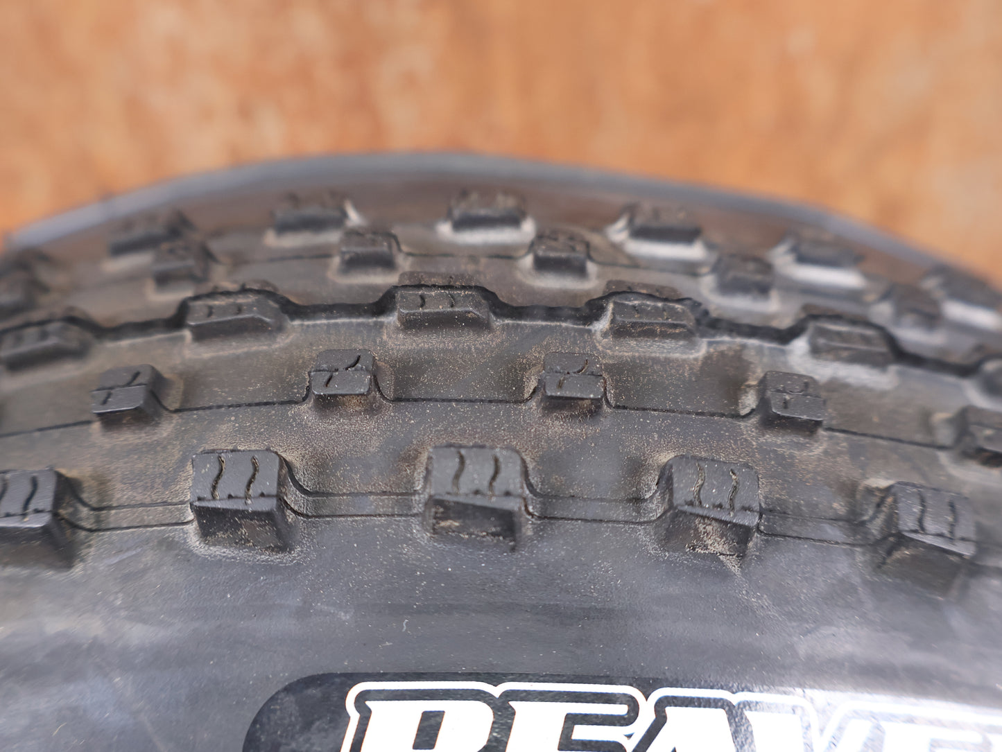 MAXXIS BEAVER 29X2.00 FOLDING TIRE / MTB – 120TPI / TUBELESS READY EXO