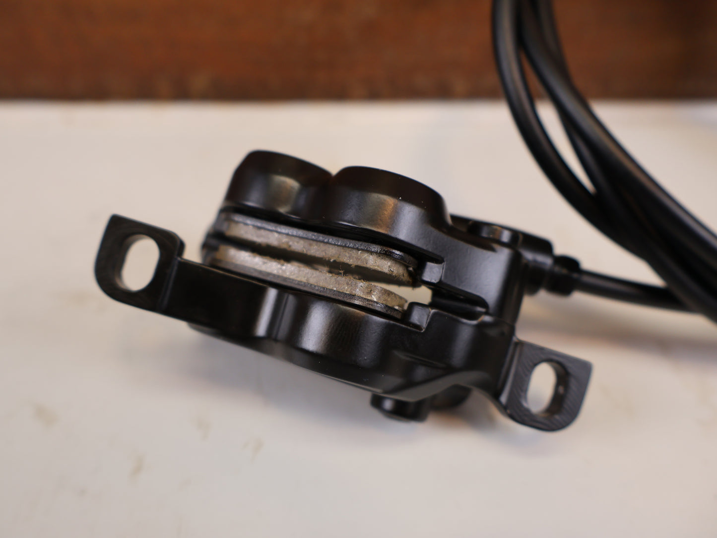 SHIMANO M4100 MT420 4-KOLBEN SCHEIBENBREMSE MTB