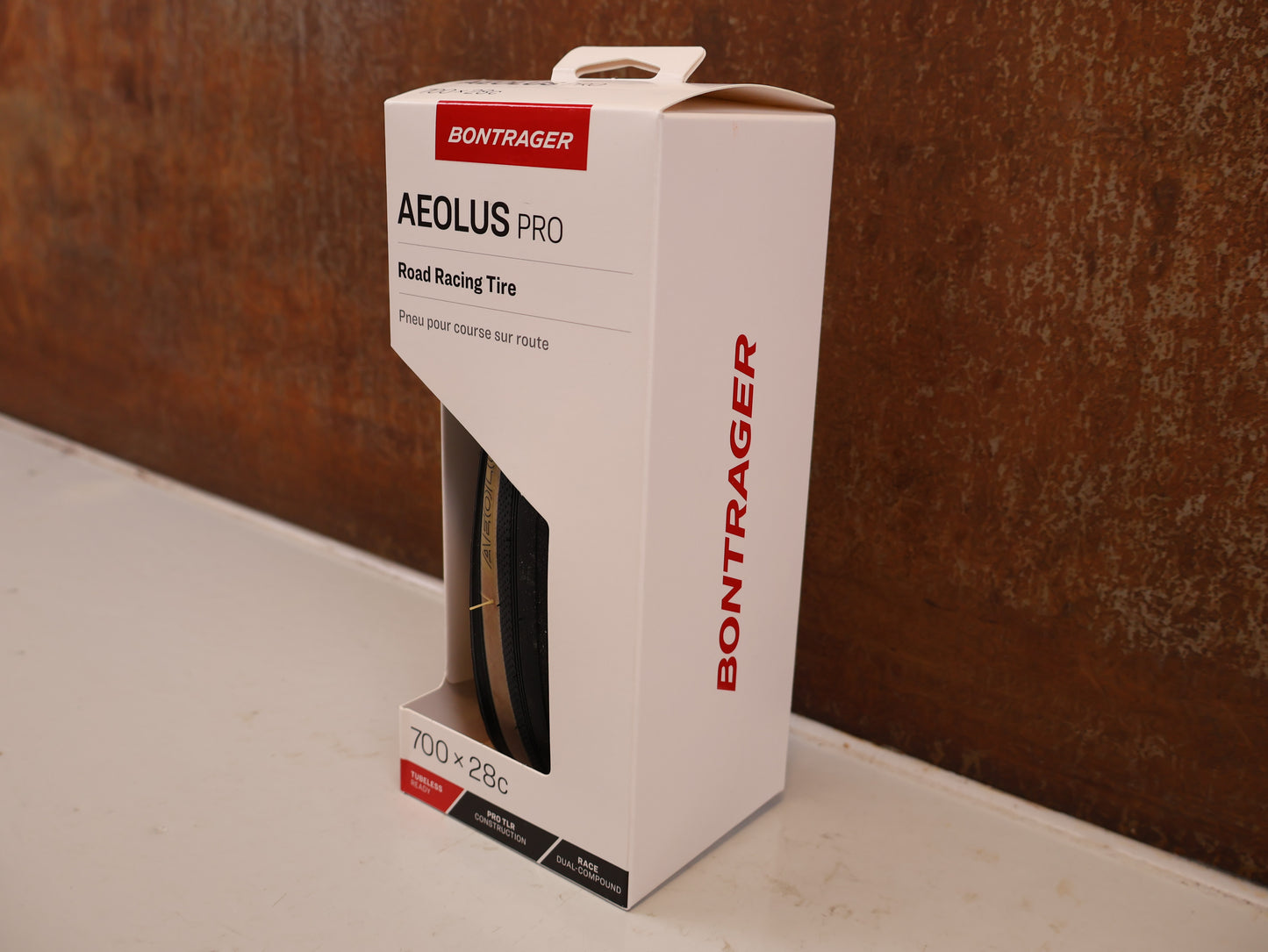 BONTRAGER AEOLUS PRO TLR RENNRADREIFEN 700X28C BLACK-TAN / 5328176