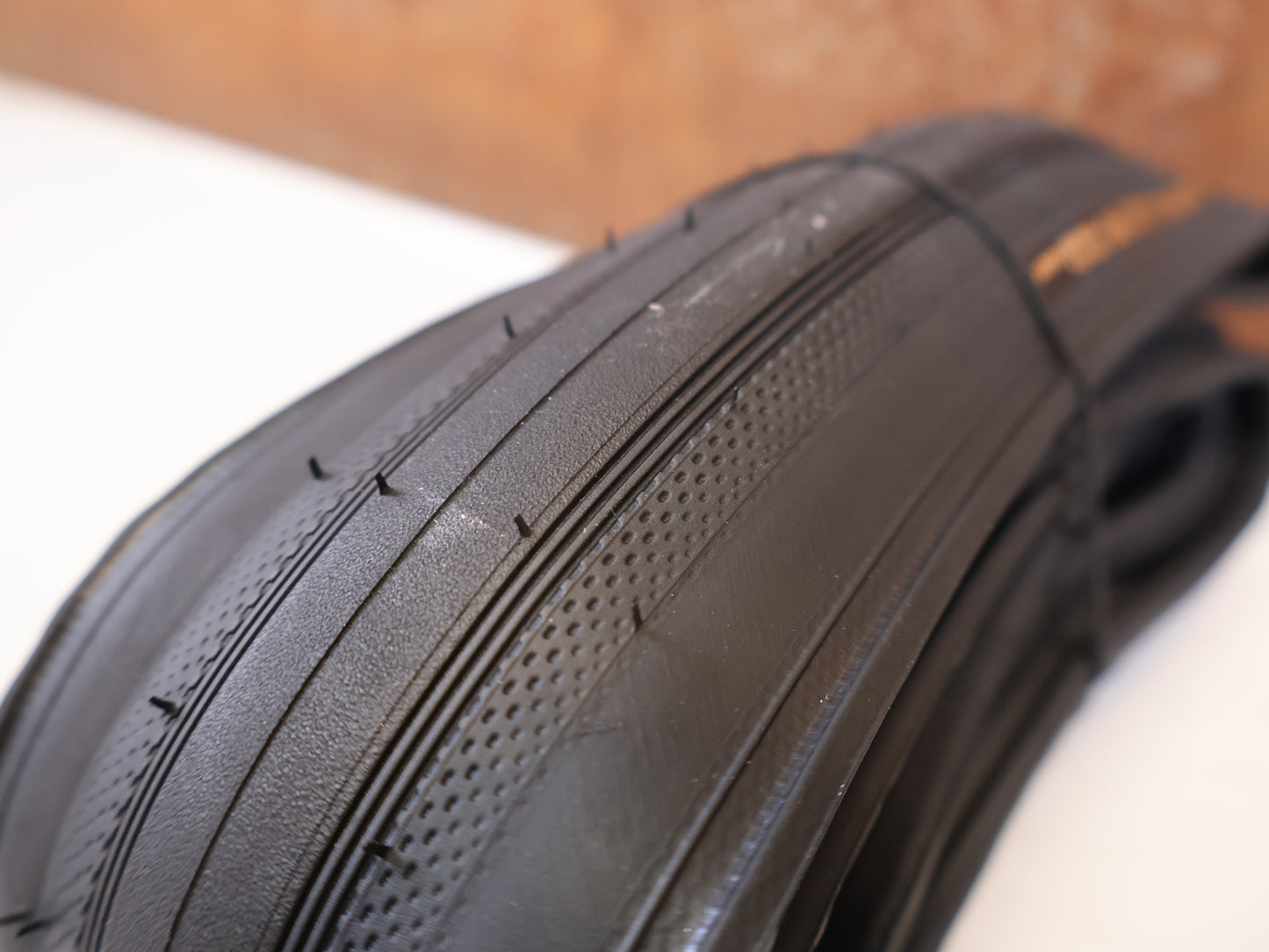 BONTRAGER AEOLUS PRO TLR RENNRADREIFEN 700X28C / 5328173