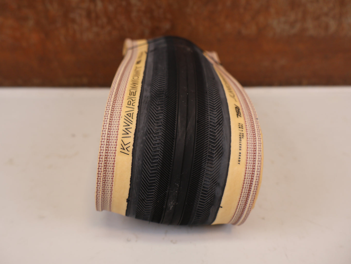 BONTRAGER KWAREMONT RSL TLR RENNRADREIFEN 700X35C