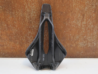 PROLOGO DIMENSION NDR NACK / CARBON SATTEL / 143 MM / ANTHRAZIT